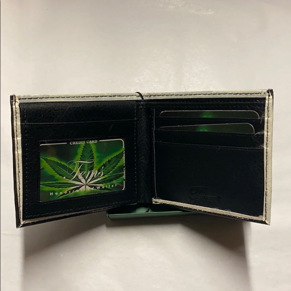 HANDCRAFTED WALLET - Picture 3 of 7